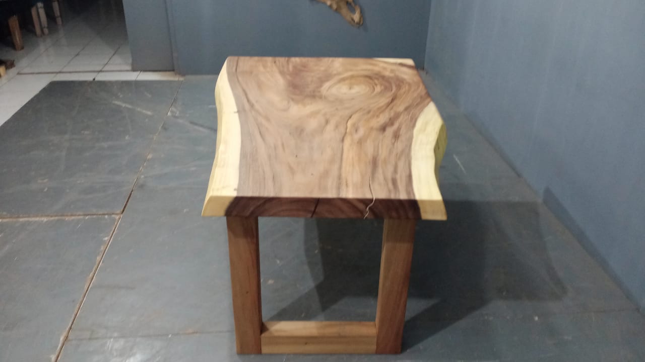 Live Edge Tables