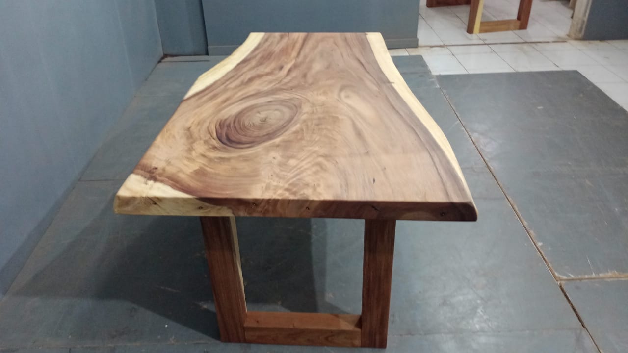 Live Edge Tables