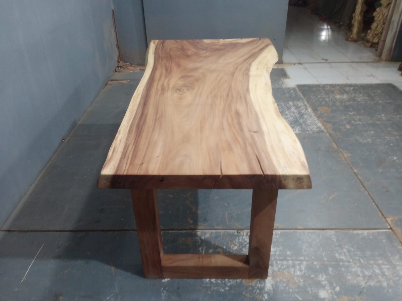 Live Edge Tables