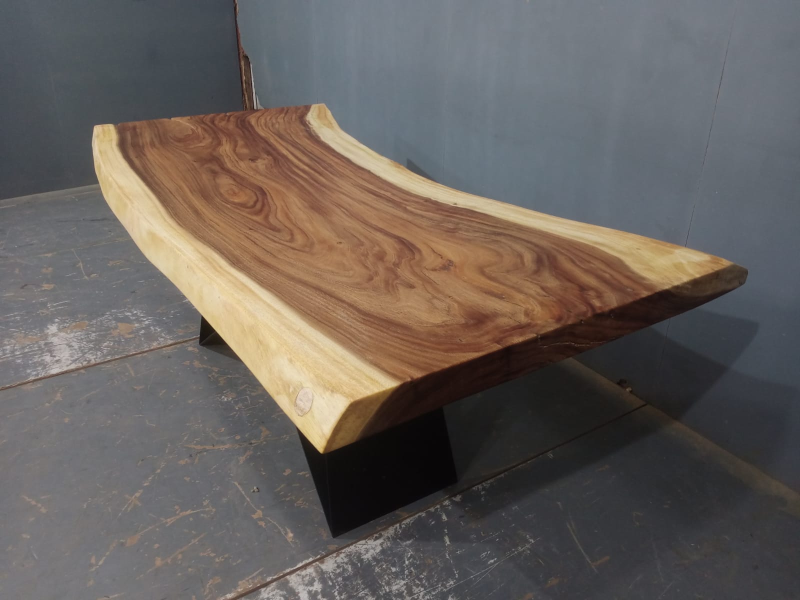 Live Edge Tables