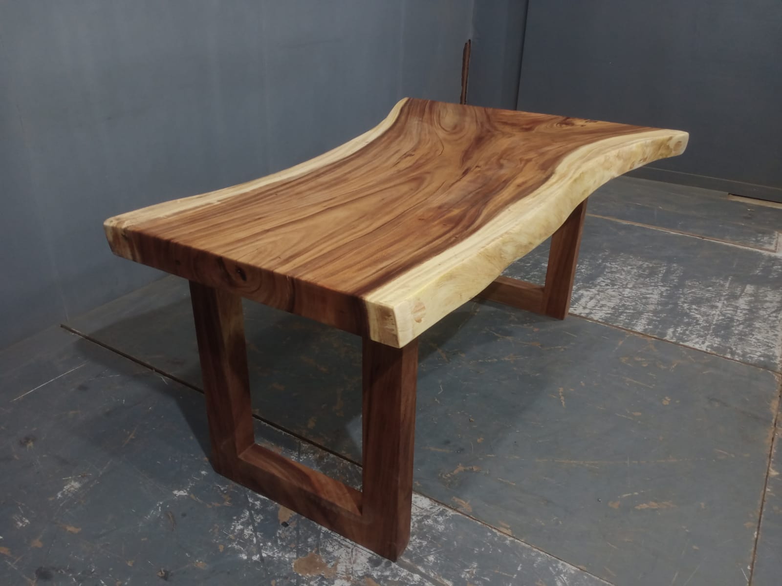 Live Edge Tables