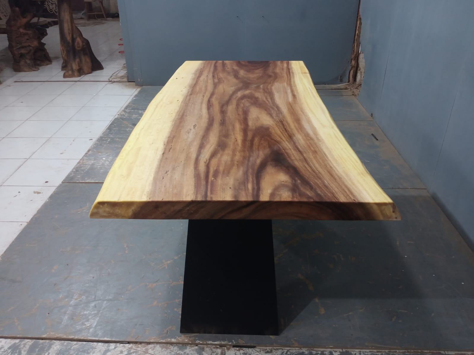 Live Edge Tables