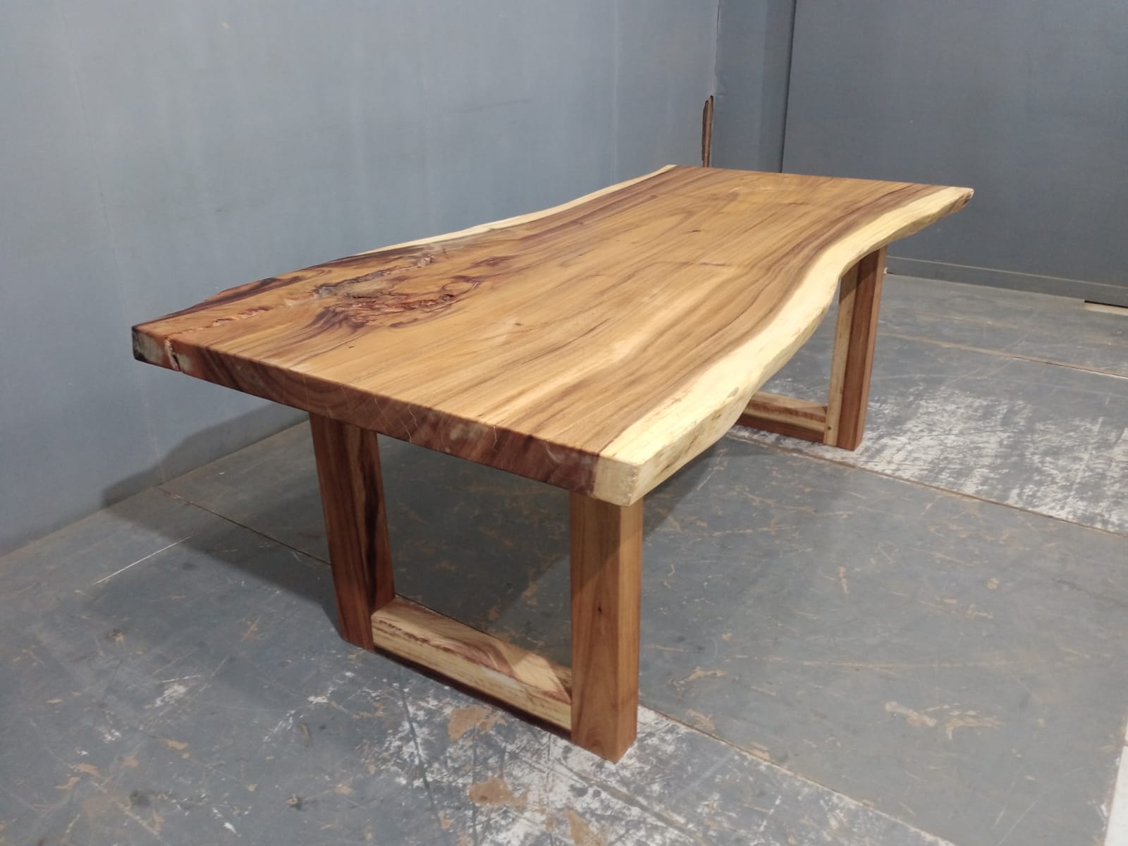 Live Edge Tables