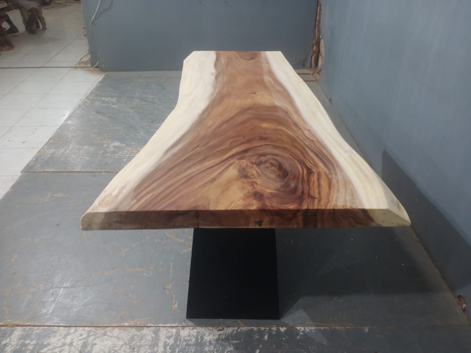 Live Edge Tables