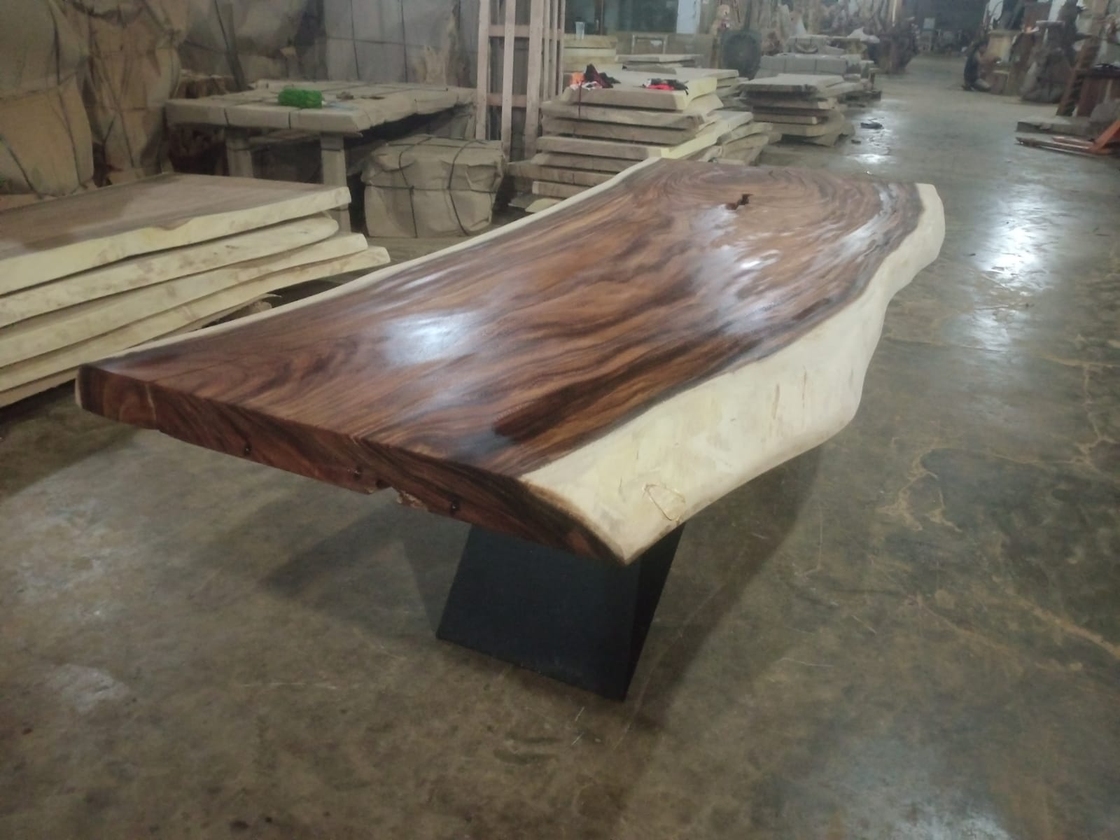 Live Edge Tables
