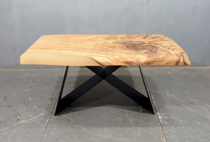 LIVE EDGE TABLES