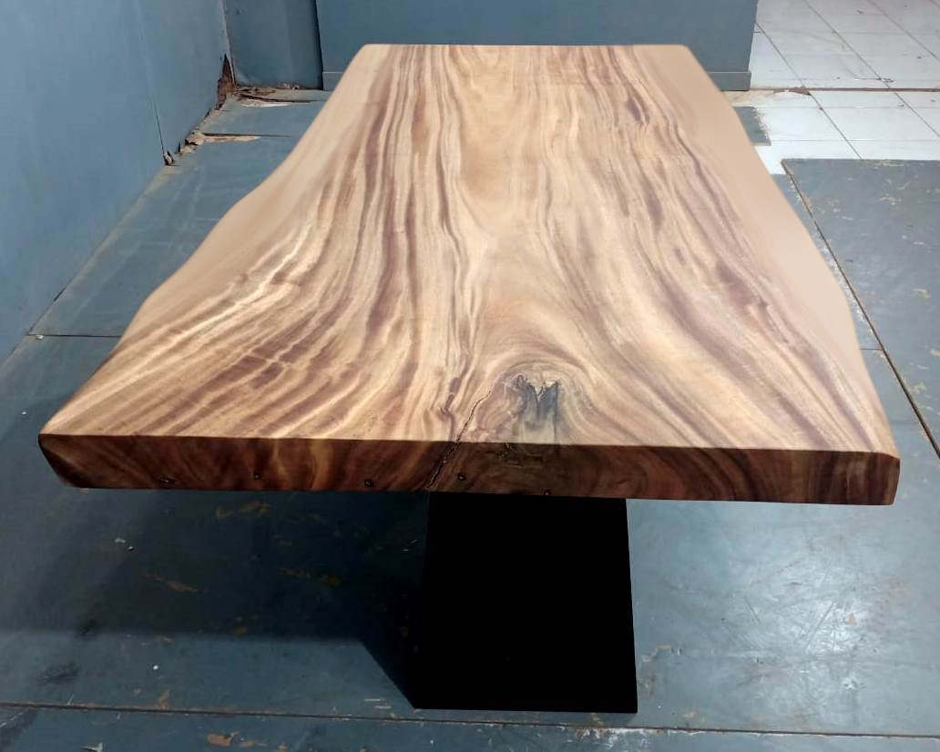 Live Edge Tables
