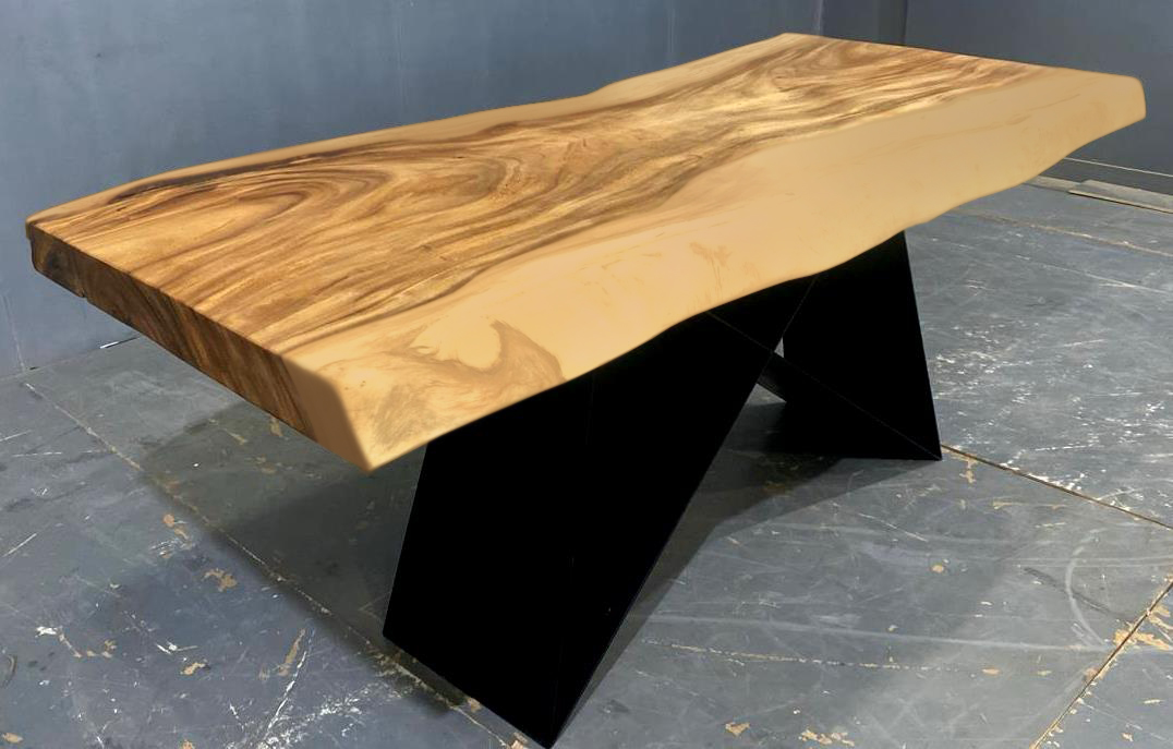 LIVE EDGE TABLES