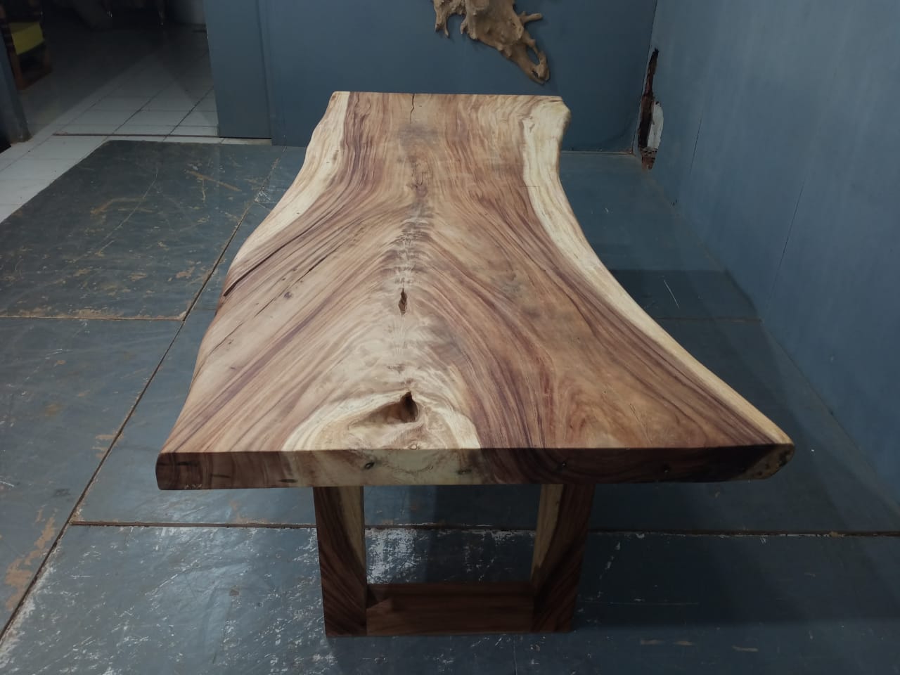 Live Edge Tables