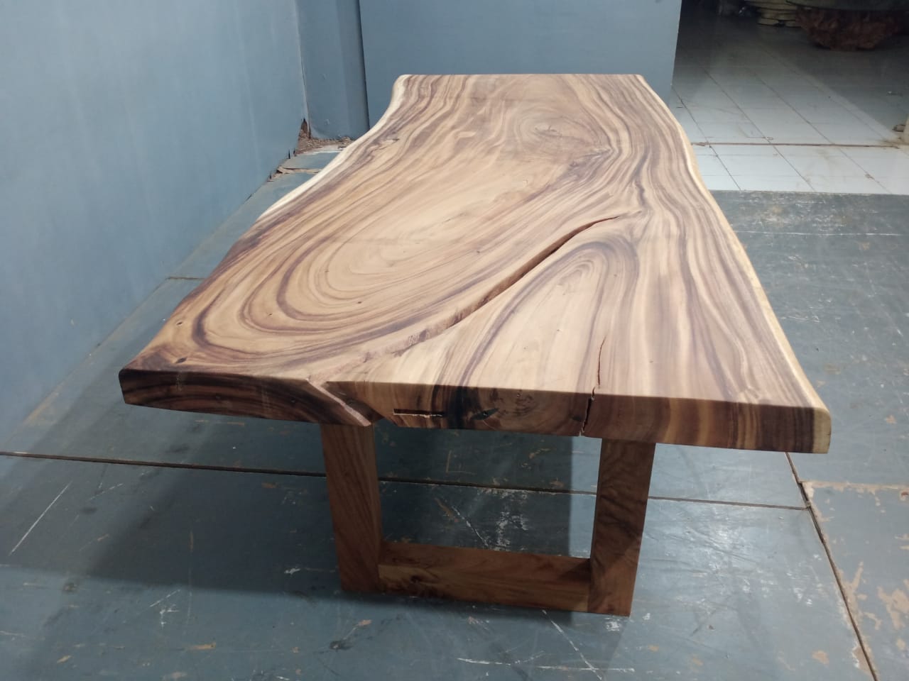 Live Edge Tables