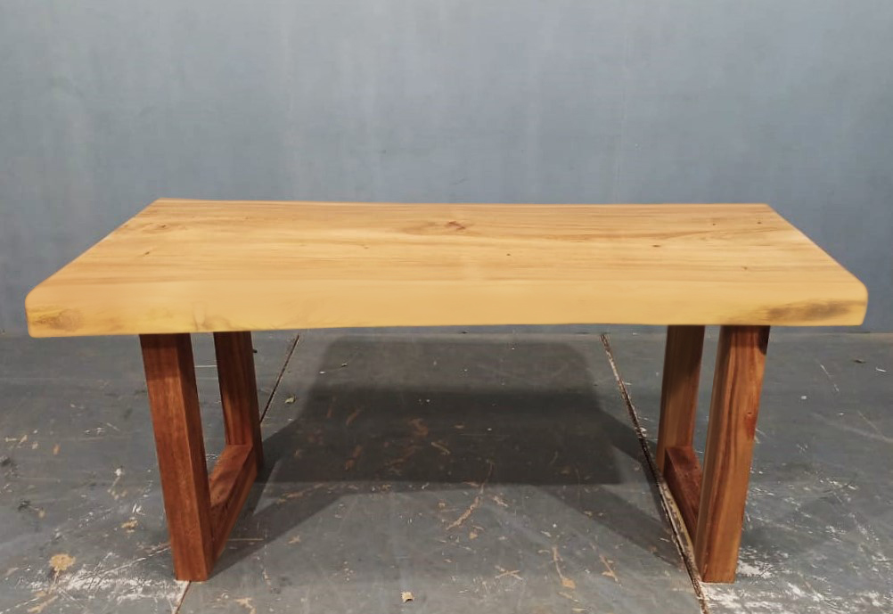 LIVE EDGE TABLES