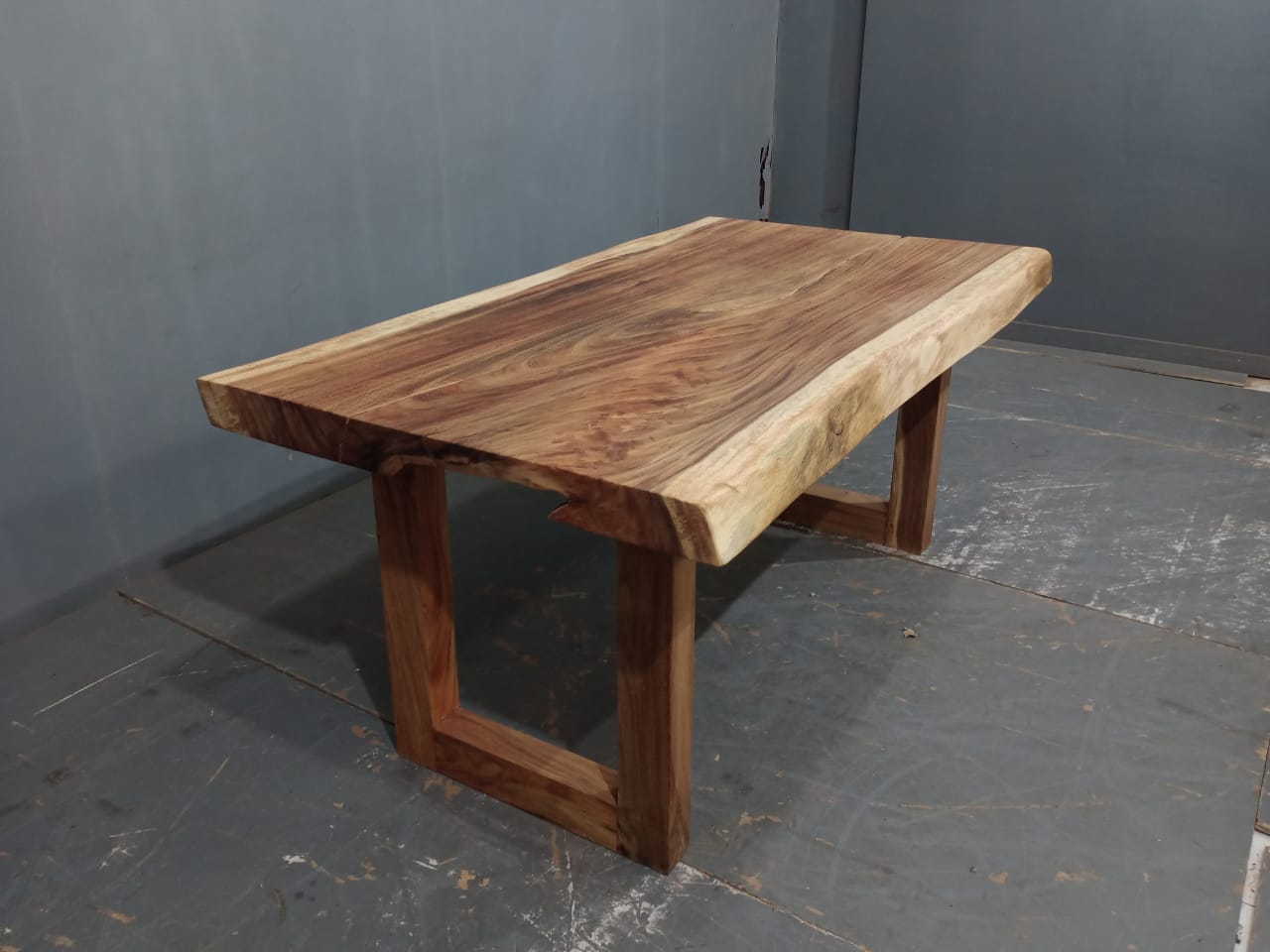 Live Edge Tables