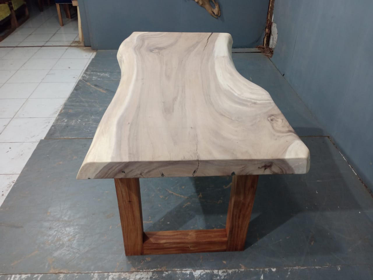 Live Edge Tables