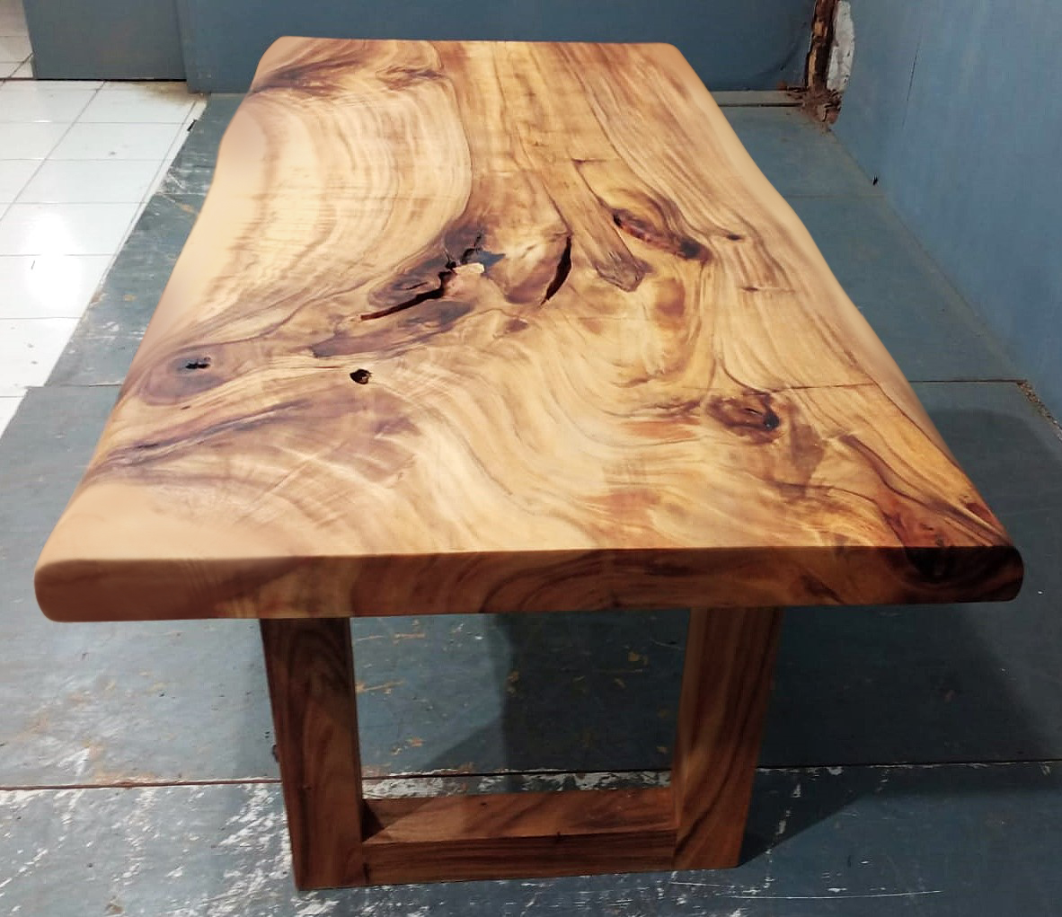 Live Edge Tables