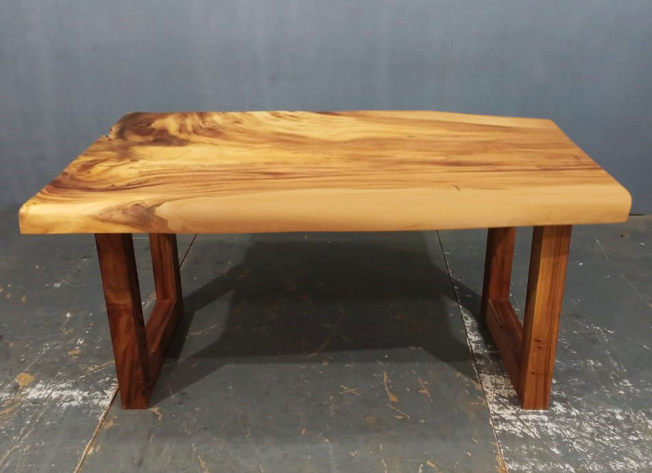 LIVE EDGE TABLES