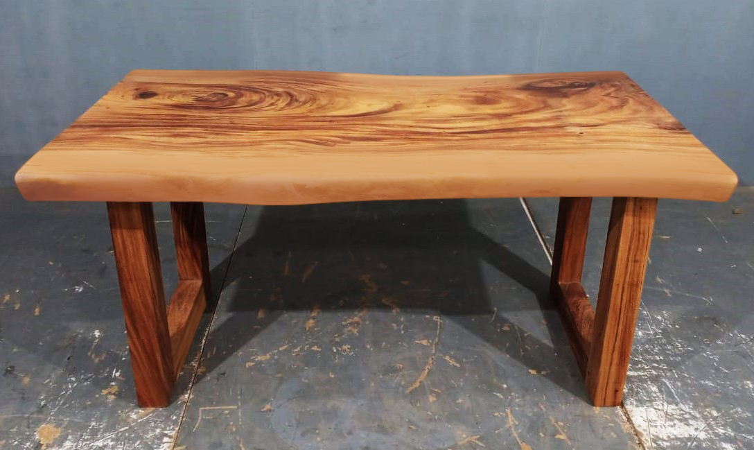 LIVE EDGE TABLES