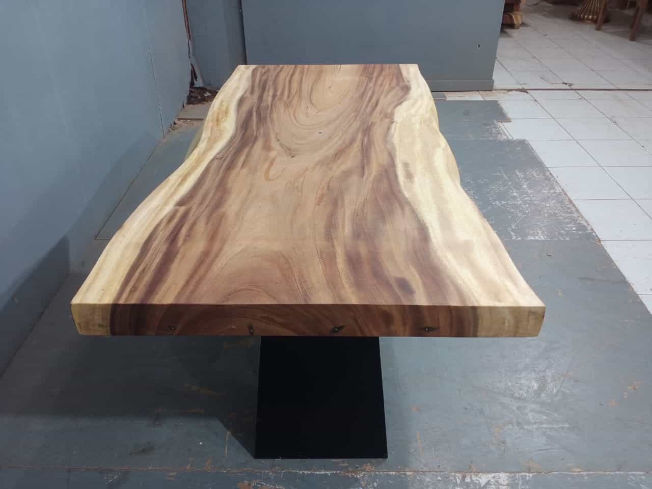 Live Edge Tables