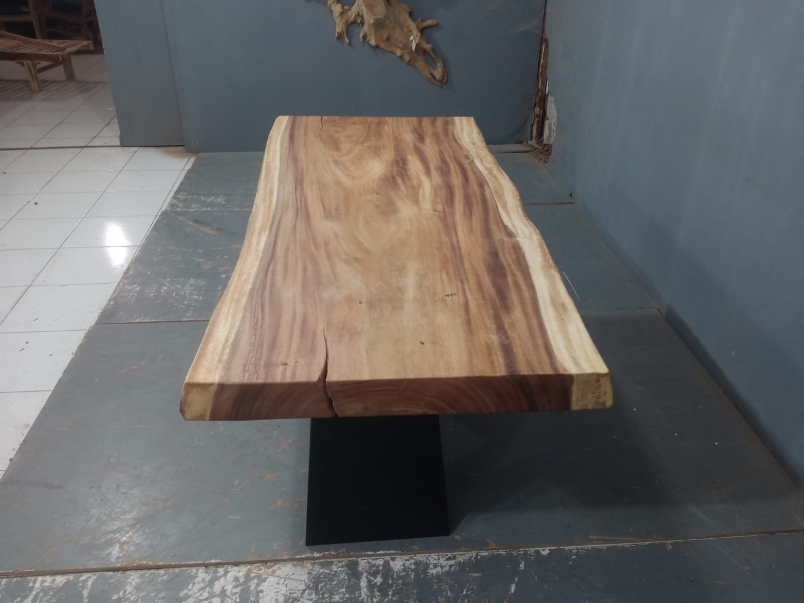 Live Edge Tables
