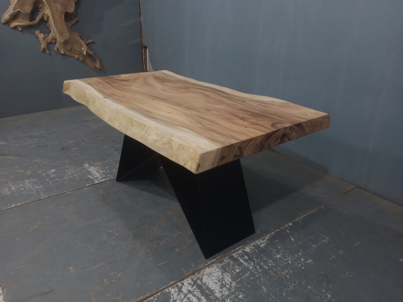 Live Edge Tables
