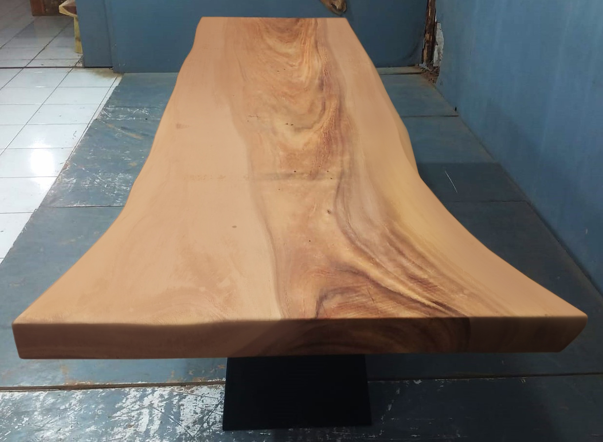 Live Edge Tables