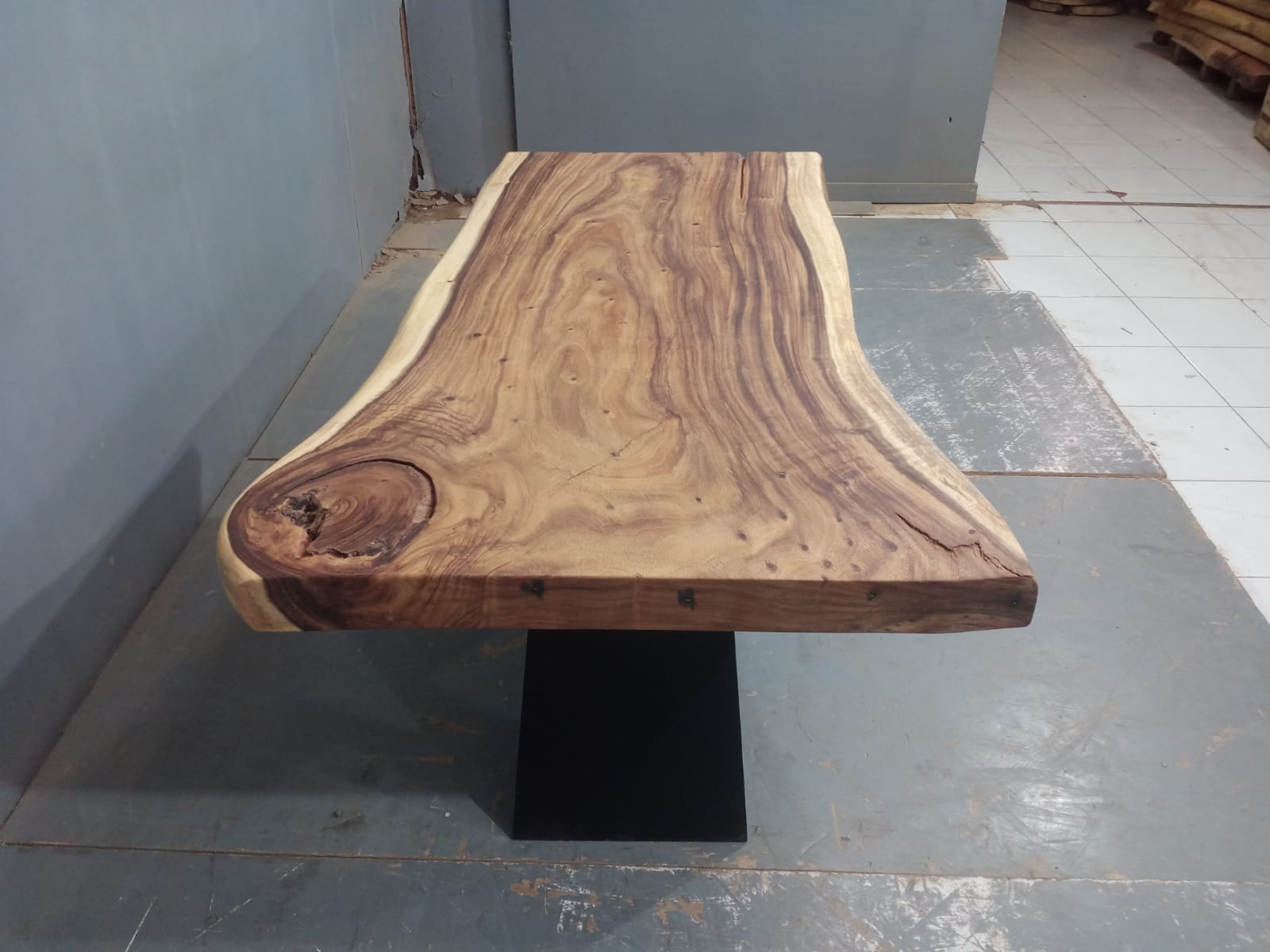 Live Edge Tables