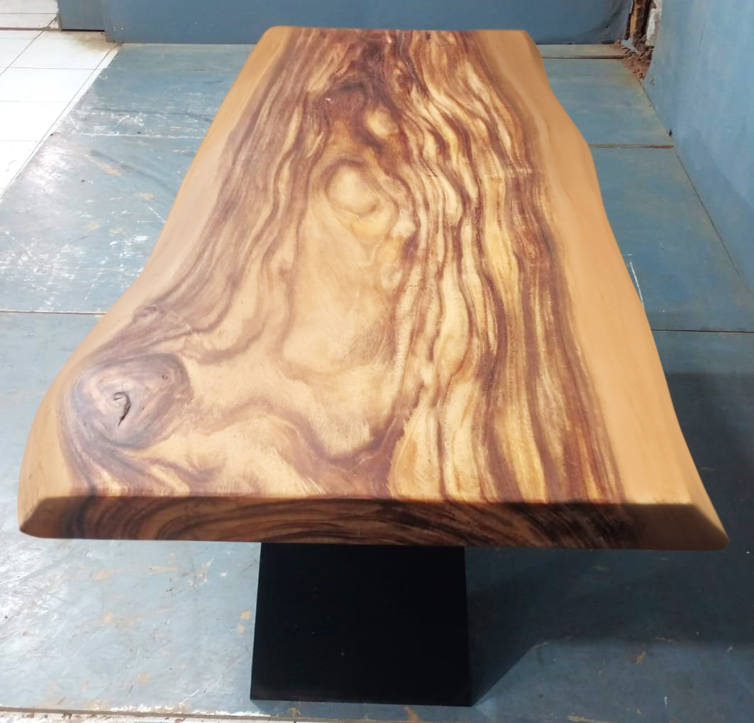 Live Edge Tables