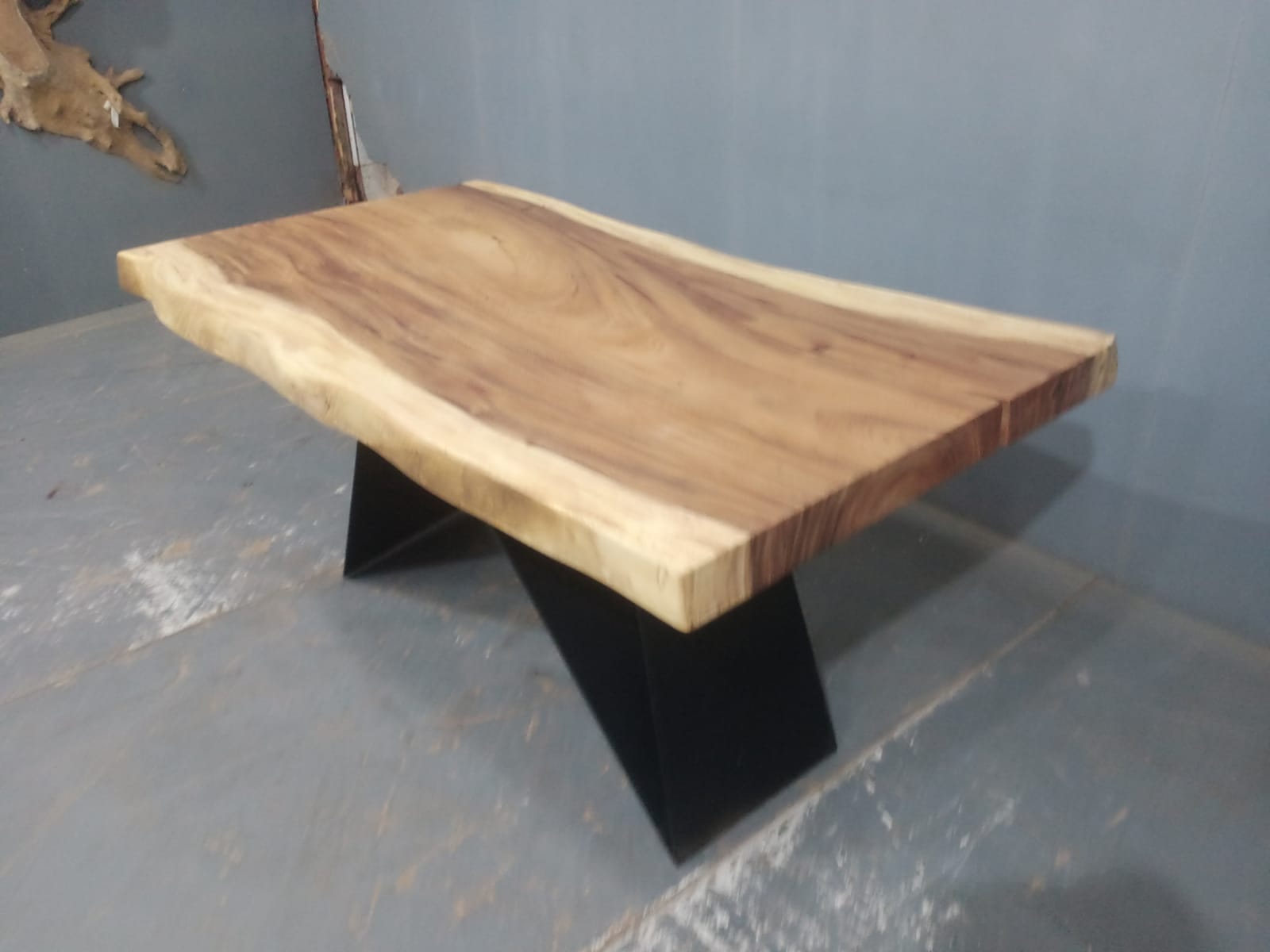 Live Edge Tables