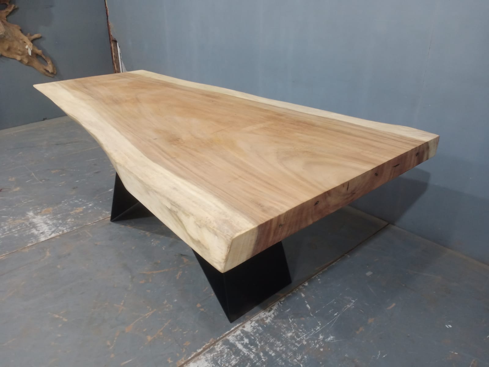 Live Edge Tables