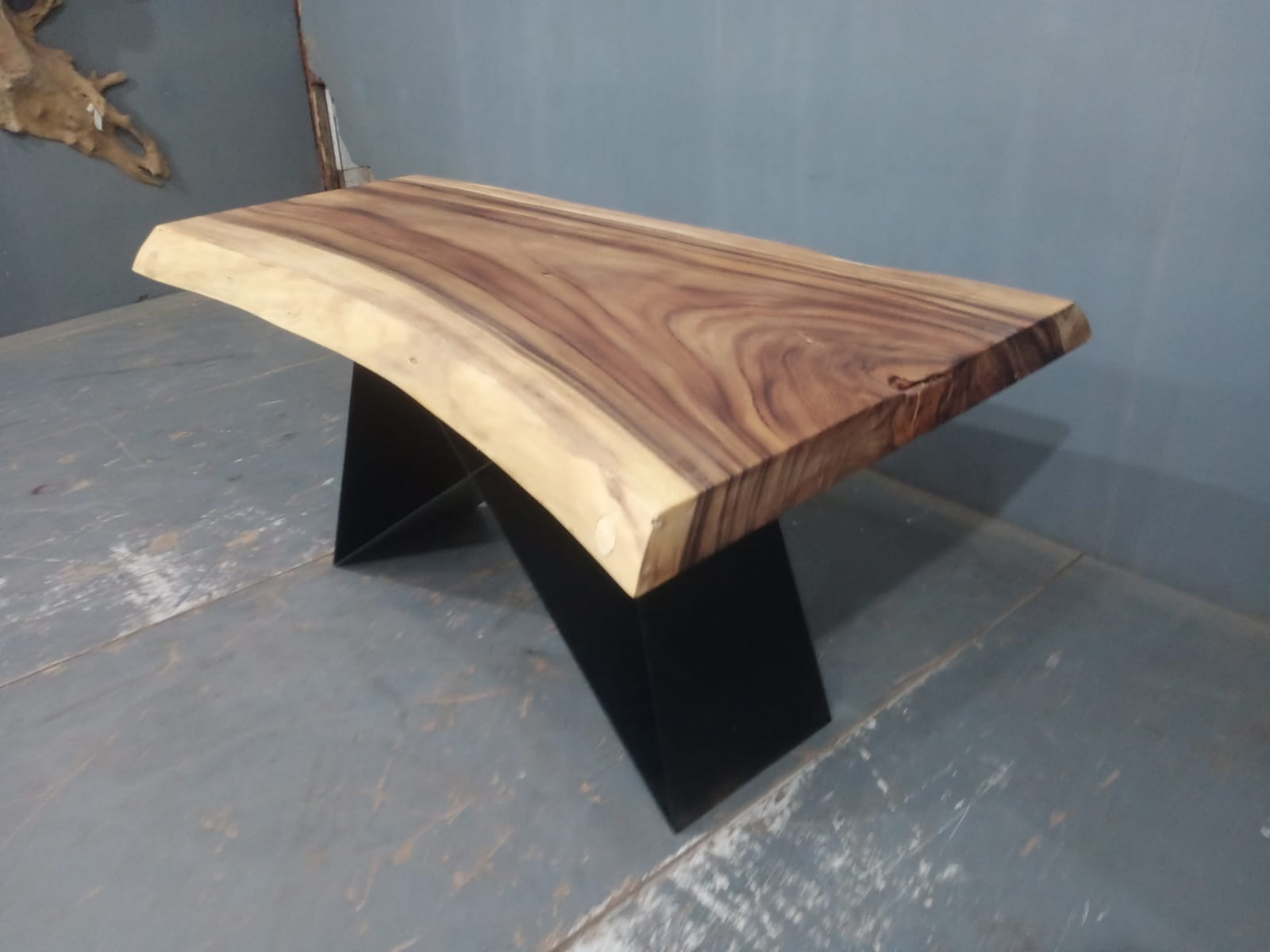 Live Edge Tables