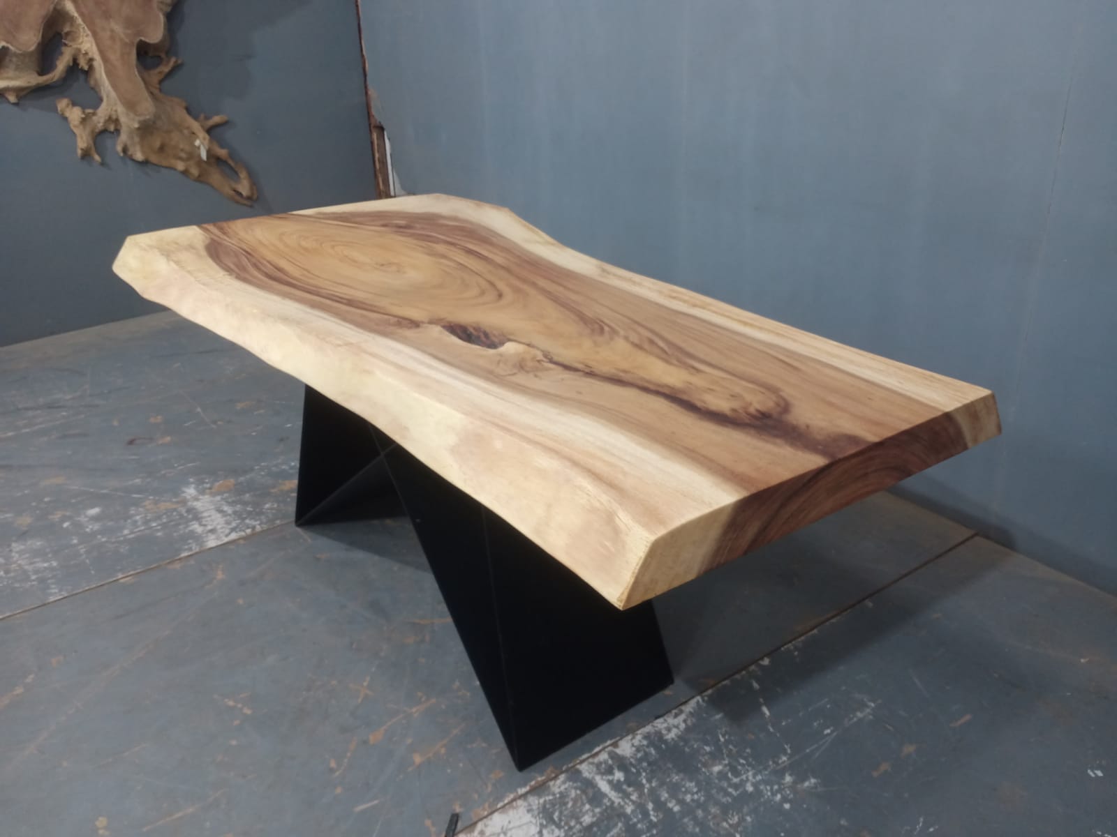 Live Edge Tables