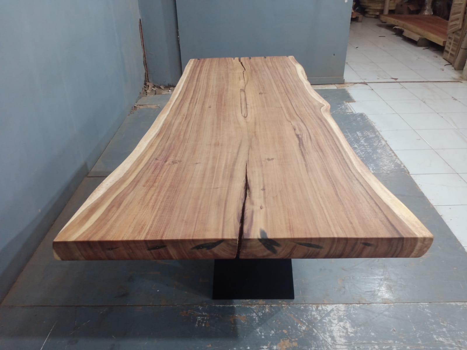 Live Edge Tables