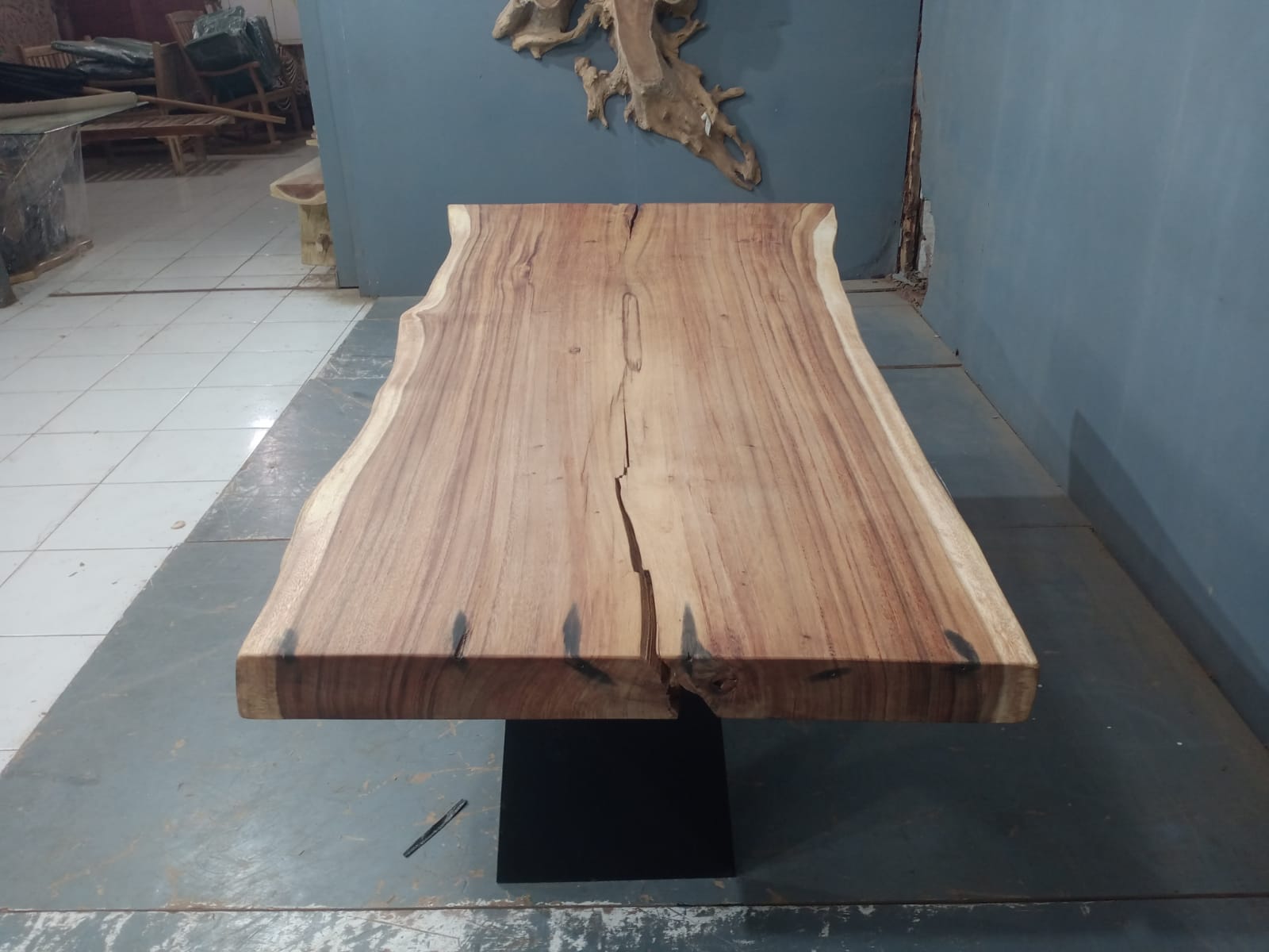 Live Edge Tables