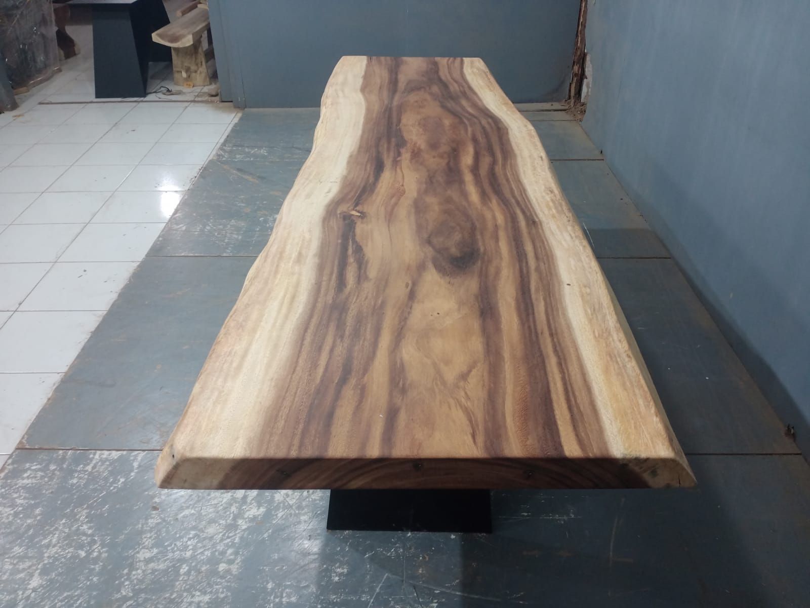 Live Edge Tables