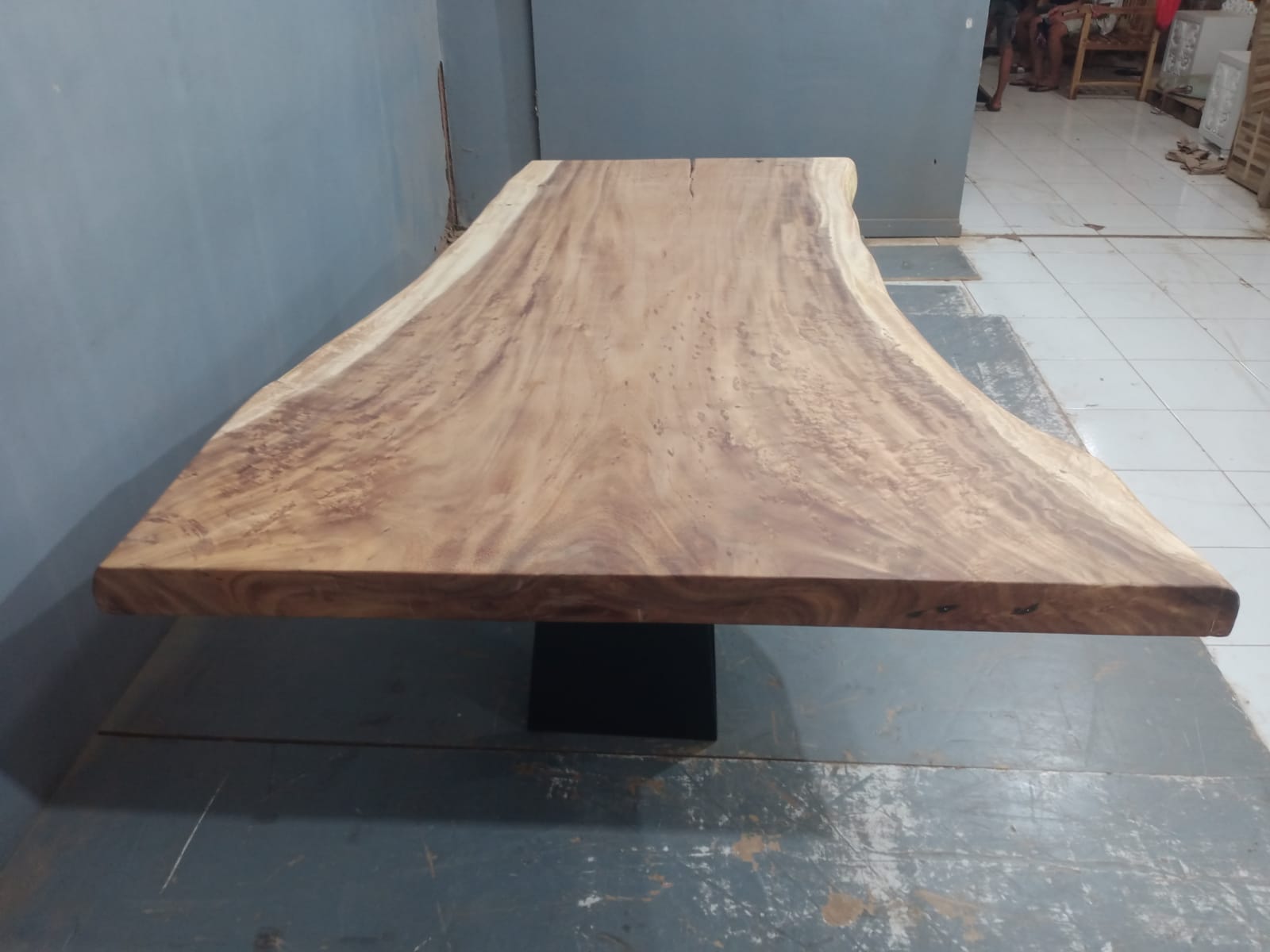 Live Edge Tables
