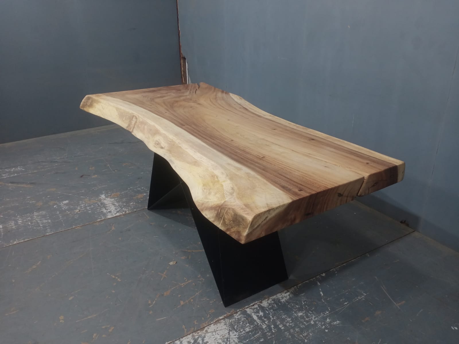 Live Edge Tables