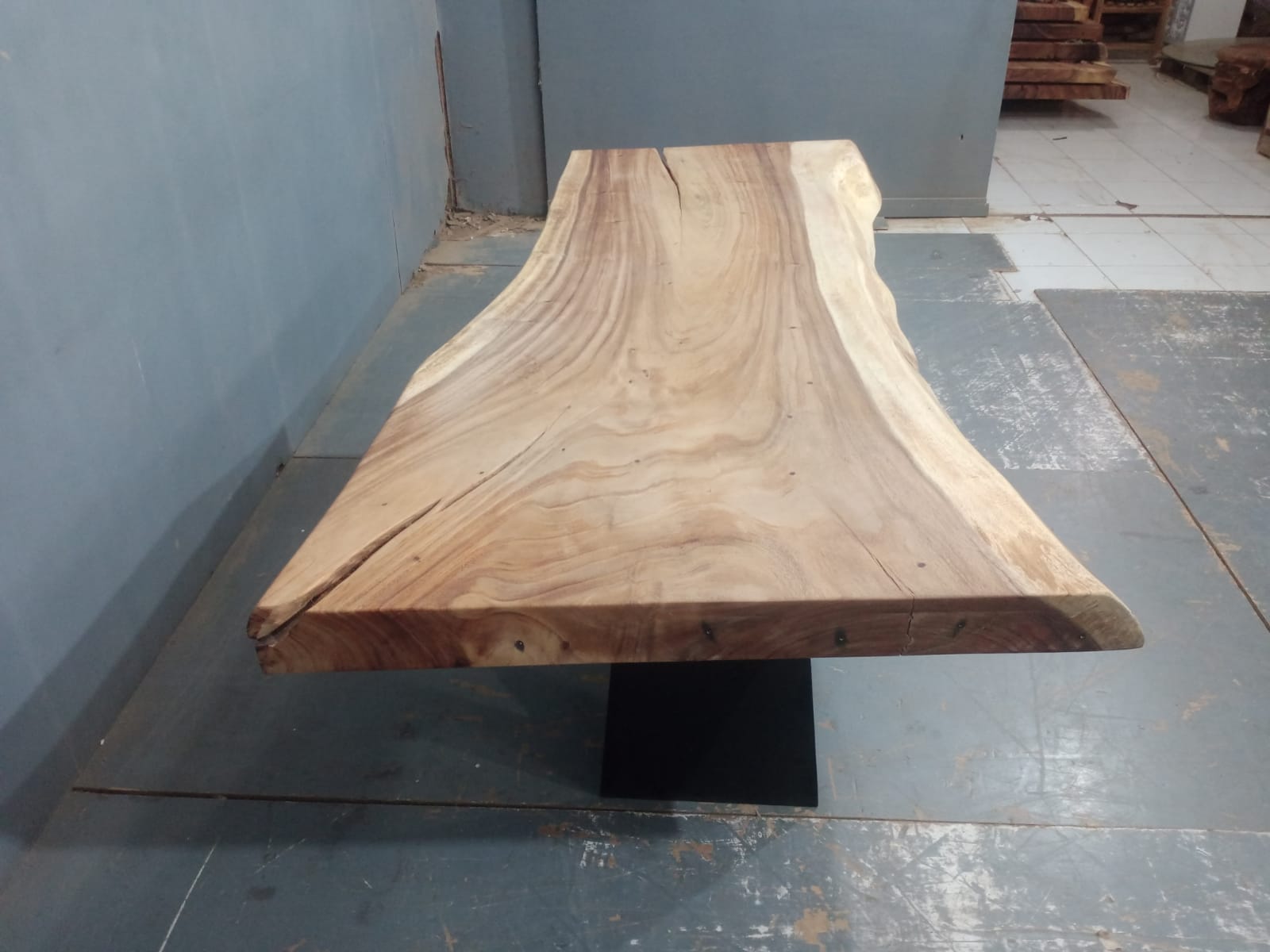 Live Edge Tables