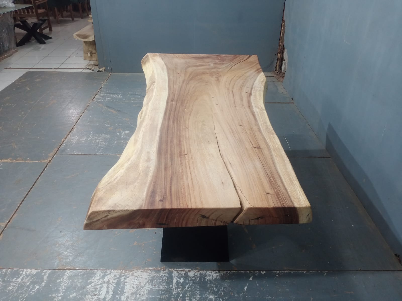 Live Edge Tables