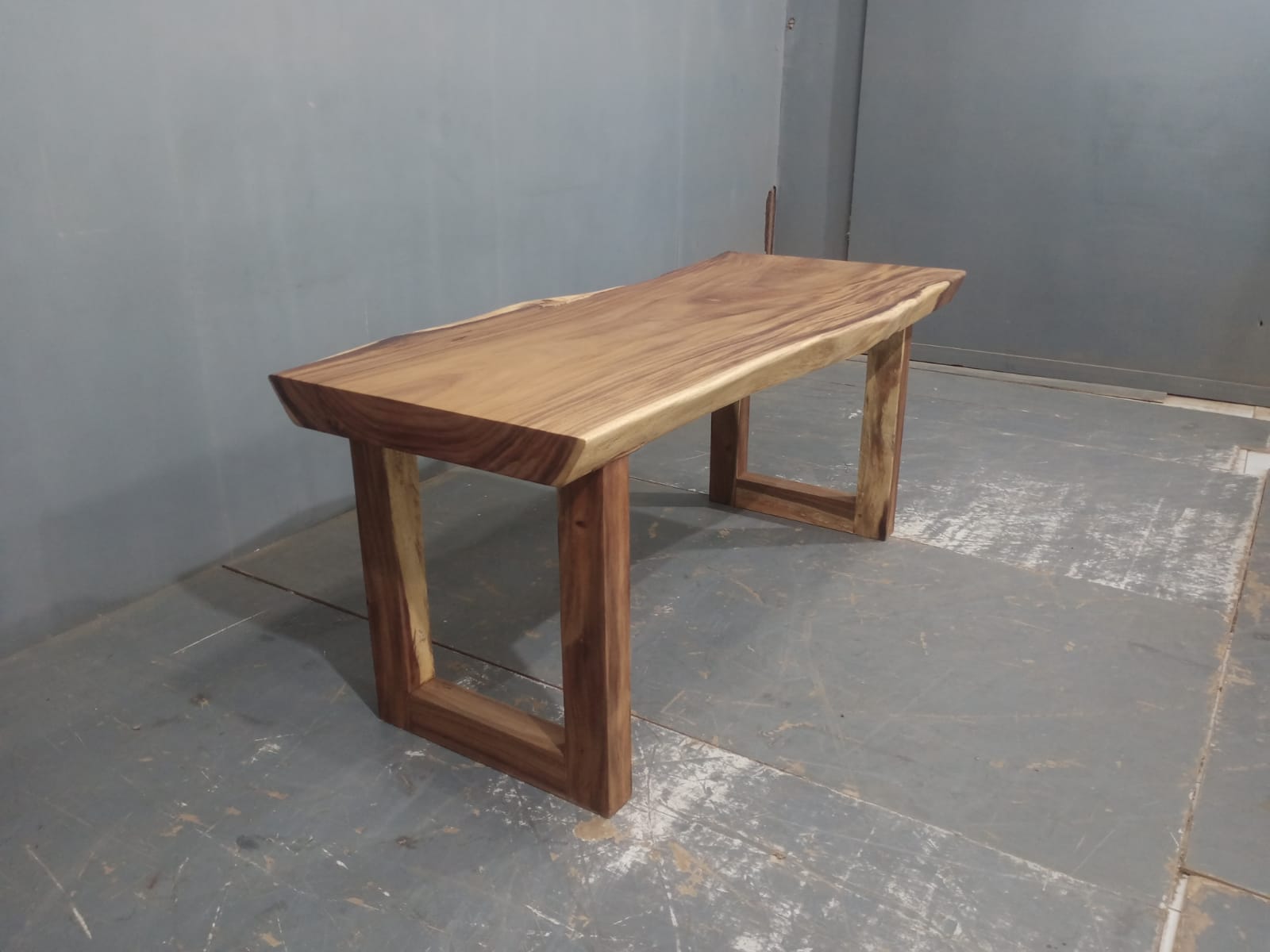 Live Edge Tables