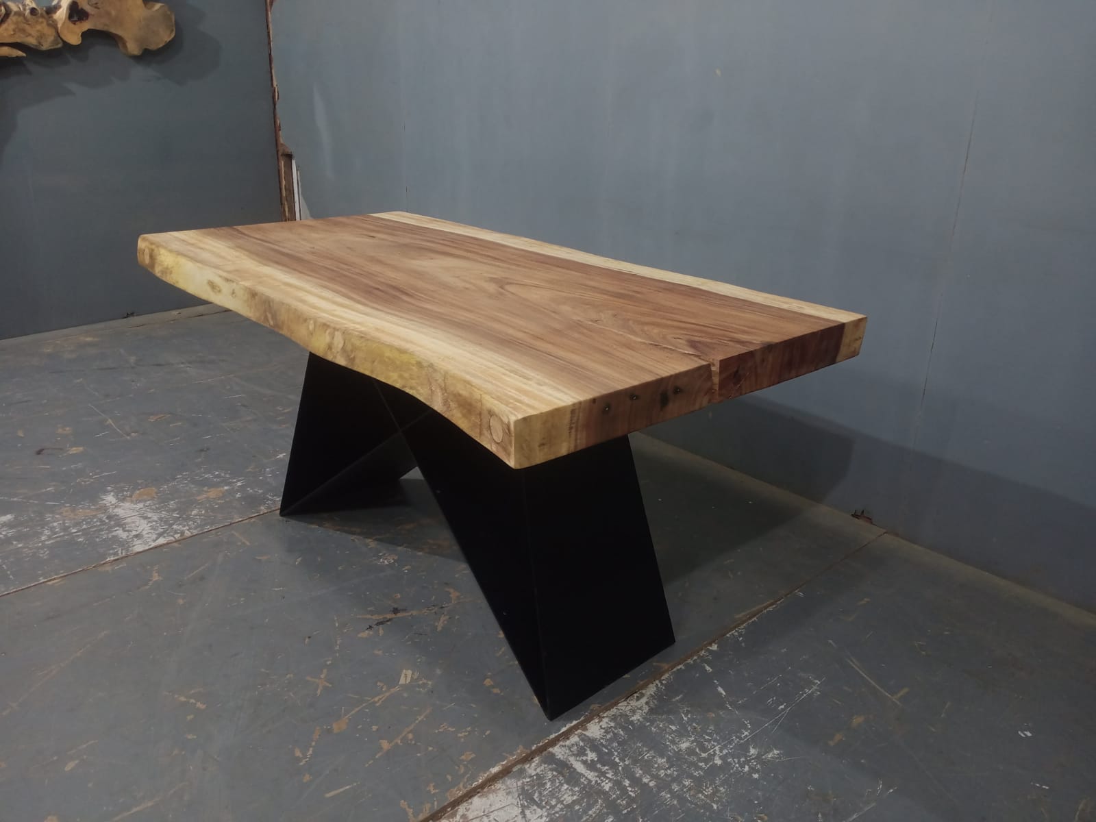 Live Edge Tables