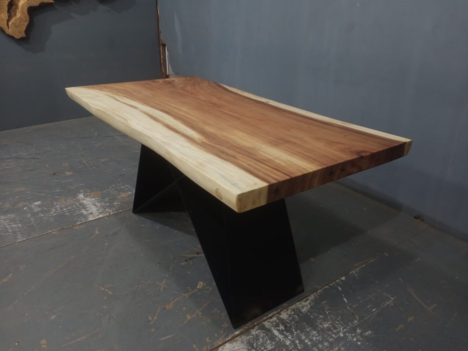 Live Edge Tables