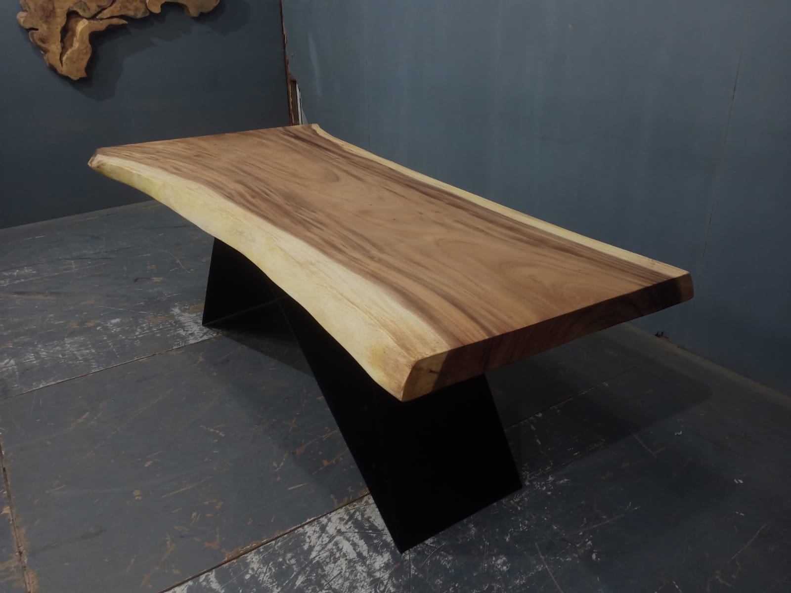 Live Edge Tables